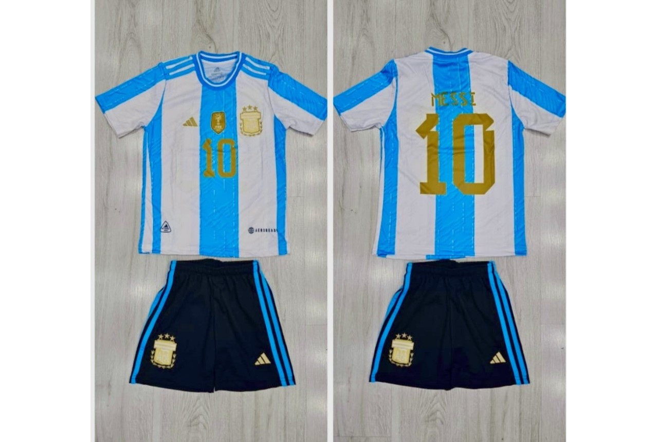 8188 Детски футболен комплект Argentina MESSI 10